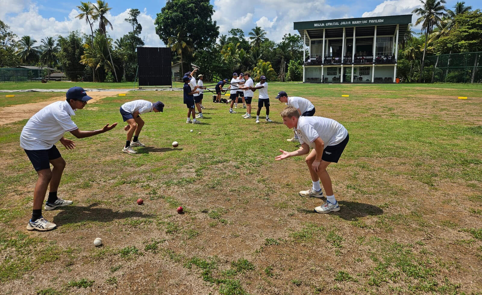 Fielding Fundamentals – Tips to Improve Your Skills